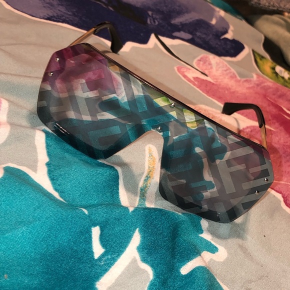 Sunglasses - Picture 1 of 1